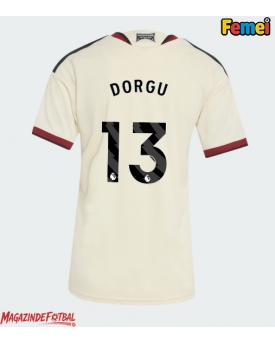 Manchester United Patrick Dorgu #13 Tricou Fotbal Replică 2026-27 Femei Treilea Manchester United Patrick Dorgu #13 Tricou Fotbal Replică 2026-27 Femei Treilea